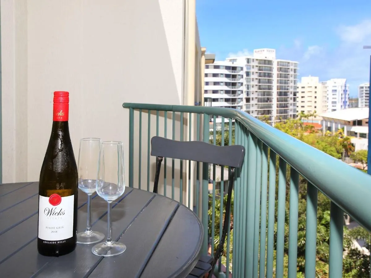 Harbour View 9 Bright And Beachy Walk Up Three Bedroom Apartment With Private Rooftop Mooloolaba Australia