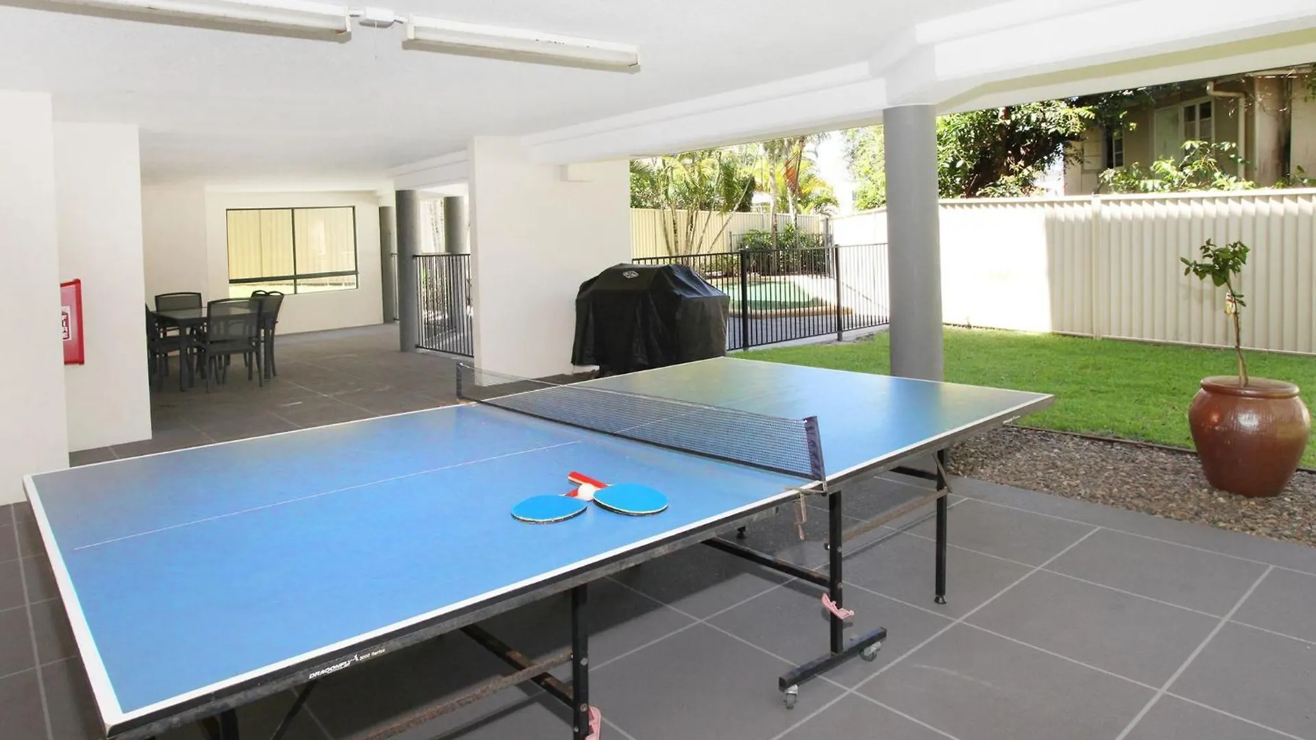Harbour View 9 Bright And Beachy Walk Up Three Bedroom Apartment With Private Rooftop Mooloolaba